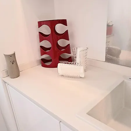 Le Grazie 16 アパート *