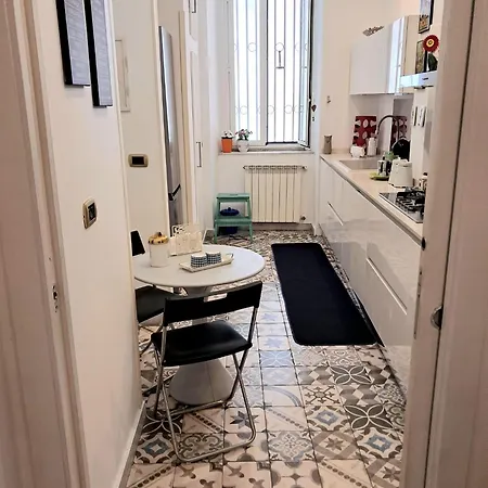 アパート Le Grazie 16 カターニア