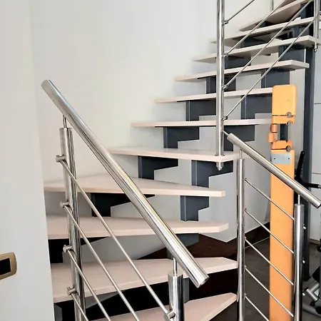 Le Grazie 16 * カターニア